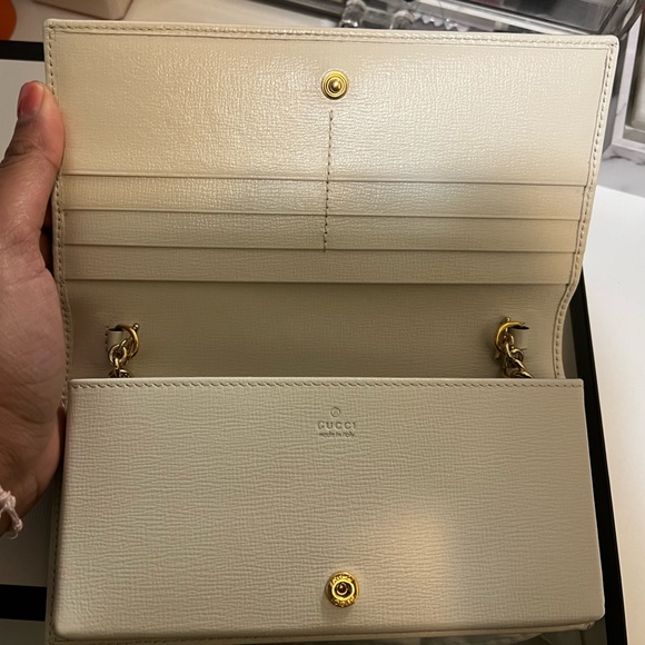 Basically brand new Gucci Horsebit WOC. - Picture 6 of 9